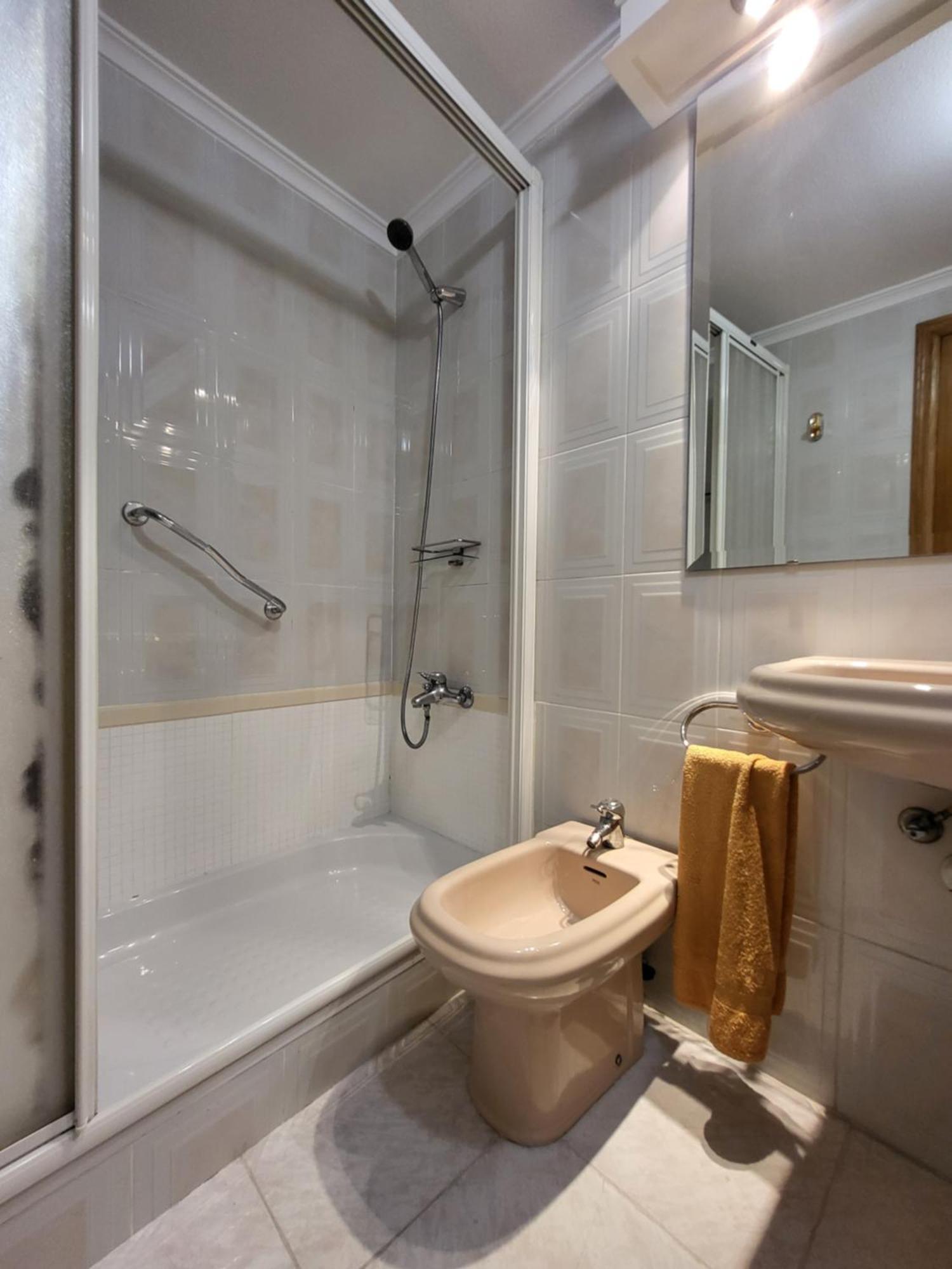 Apartmán Amistosa, Habitacion Con Balcon, Alicante, Playa, Centro, Rambla, Mercado Exteriér fotografie